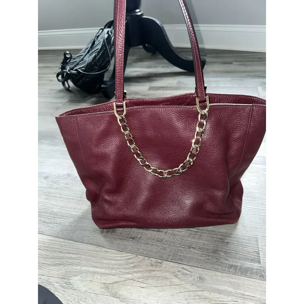 Michael Kors Should Purse with Gold Gains in Excellent Condition